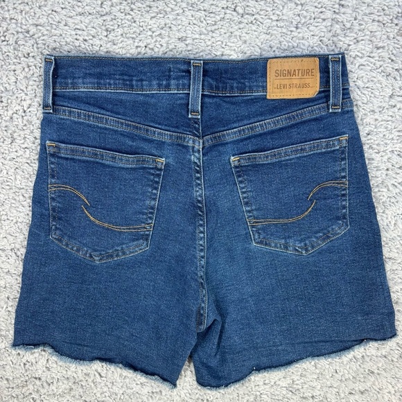 Levi's Shorts Womens 6 High Rise Stretch Classic Casual Raw Hem Frayed Everyday - Picture 6 of 6